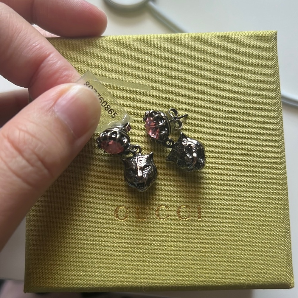 GUCCI Crystal Stud Earrings with Feline Head